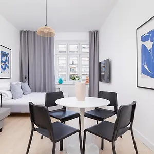 https://apt-kazimierz-starowislna-69-street.krakowhotelspoland.com